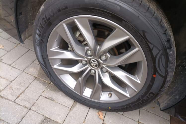 Used Toyota Avalon 2019 2.0L Ambition Edition China VI
