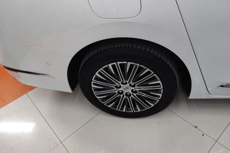 Used Buick GL8 New Energy 2024 Lu Zun Luxury Edition 6-Seater
