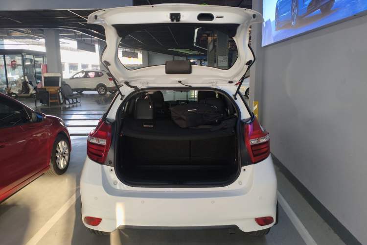 Used Toyota YARiS L 2020 1.5L CVT Luxury Edition
