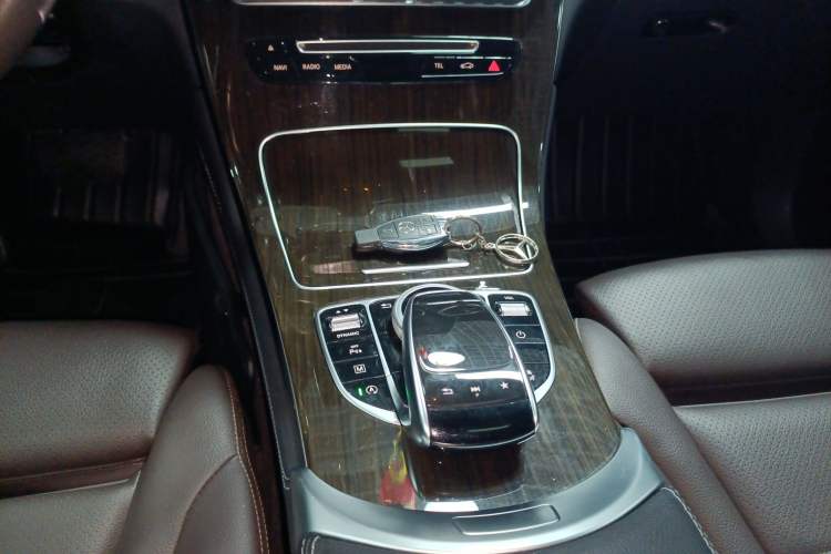 Used Mercedes-Benz GLC 2019 GLC 260 4MATIC Dynamic Edition
