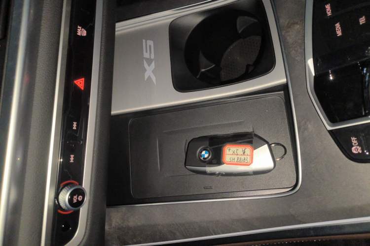 Used BMW X5 2023 xDrive 30Li Luxury M Sport Night Edition Package
