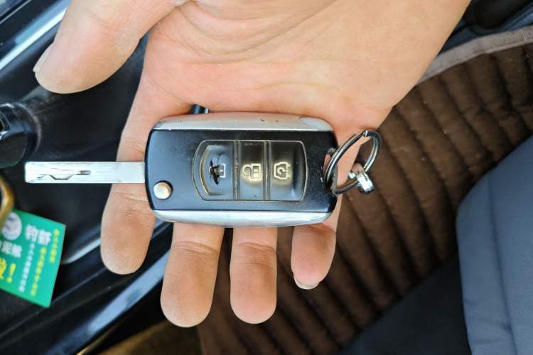 Used Dongfeng Fengon S560 2018 1.8L Manual Urban Model 7 Seats