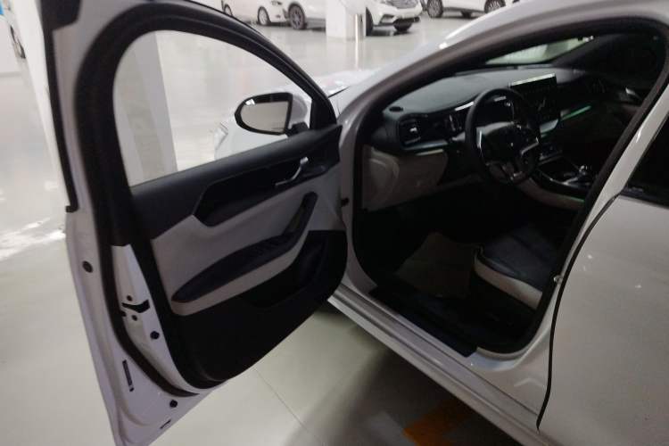 Used BYD Qin PLUS 2021 EV 500KM Premium Model
