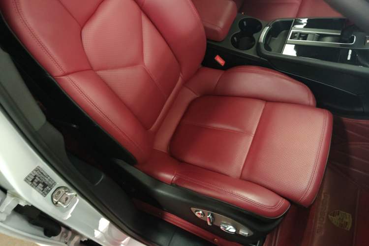 Used Porsche Macan 2023 Macan 2.0T