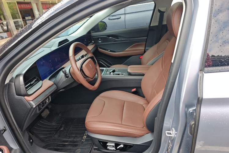 Used Lincoln Z 2025 2.0T Zunyi Hybrid Version
