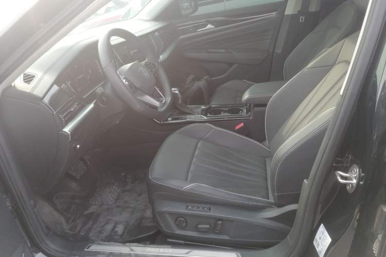 Used Volkswagen Passat 2024 380TSI Luxury Edition
