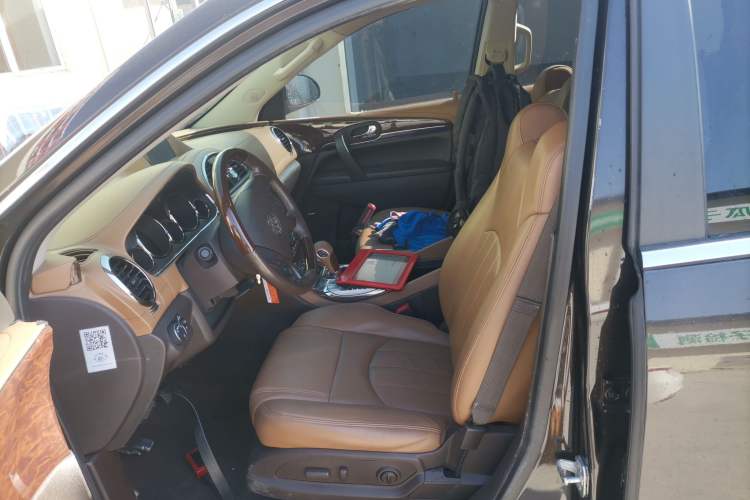 Used Buick Enclave 2014 3.6L Two-Wheel Drive Elite Comfort Version
