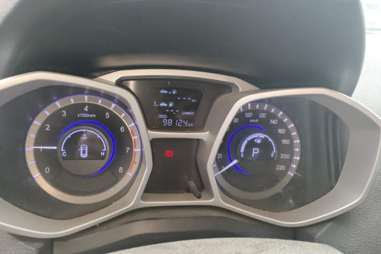 Used  Refine S3 2016 1.5L CVT Luxury Smart Version