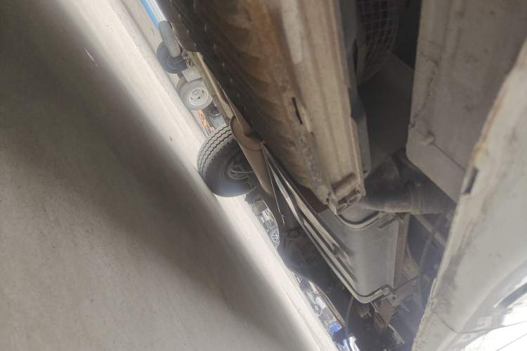 Used Ford Classic Transit 2015 2.8T Diesel Van Short Wheelbase 3-Seater Mid-Roof Long Body Model JX493ZLQ4