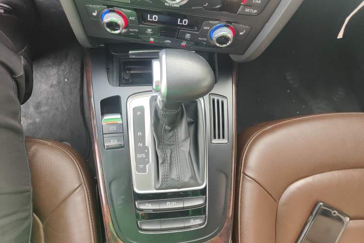 Used Audi A4L 2015 35 TFSI Automatic Comfort Model
