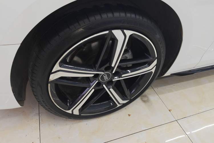 Used Audi A4L 2024 40 TFSI Luxury Dynamic Edition