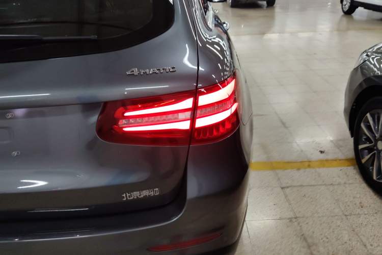 Used Mercedes-Benz GLC 2019 Facelift GLC 260 L 4MATIC Luxury Model
