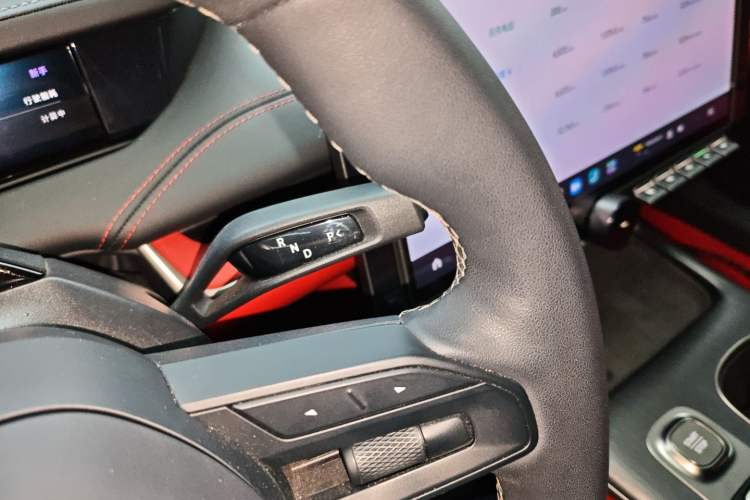 Used  SU7 2024 Four-Wheel Drive Ultra-Long Range Advanced Intelligent Driving Max Edition
