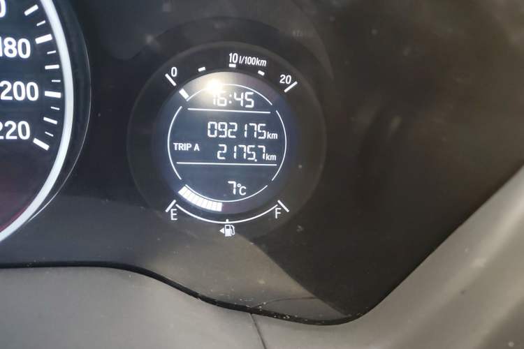 Used Honda Vezel 2017 1.8L CVT Front-Wheel Drive Pioneer Edition