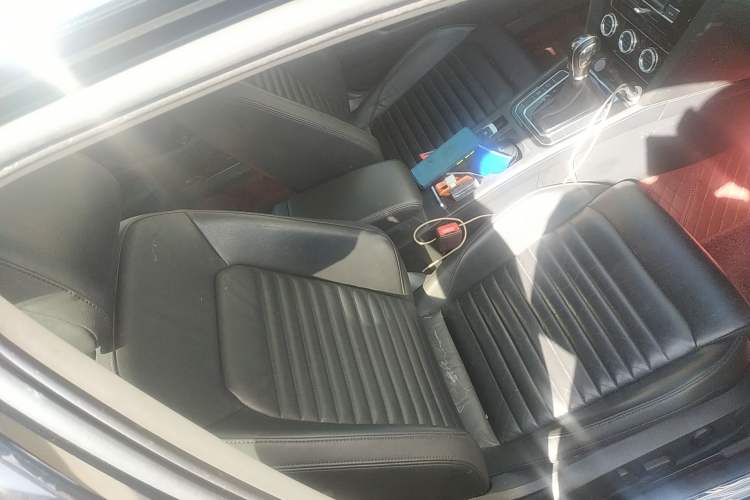 Used Volkswagen Magotan 2017 330TSI DSG Leading Model
