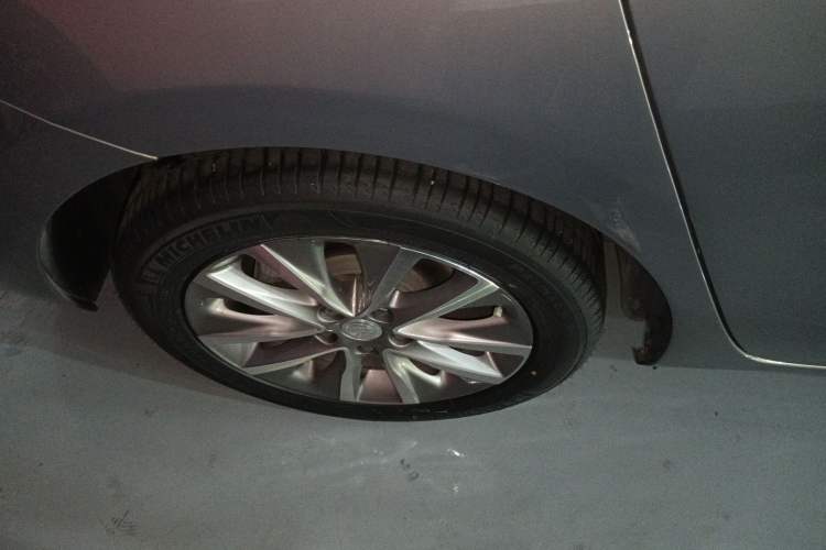 Used Buick GL6 2019 18T 6-Seater Connected Luxury Version China VI Standard
