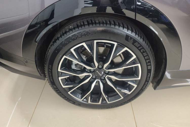 Used Zeekr 7X 2025 100kWh Long-Range All-Wheel Drive Intelligent Driving Version