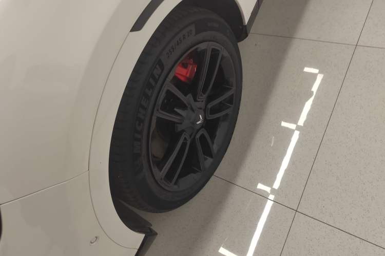 Used VOYAH FREE 2025 318 318 km Rear-Drive Touring Edition
