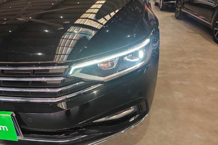 Used Volkswagen Magotan 2020 330TSI DSG Luxury Edition
