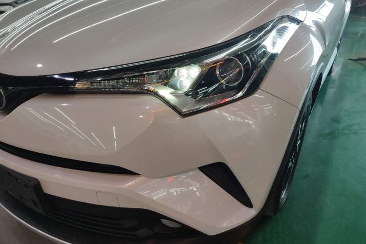 Used Toyota IZOA 2018 2.0L Yichi Edition China V Standard
