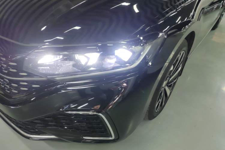 Used Volkswagen Passat 2022 330TSI Starry Luxury Edition
