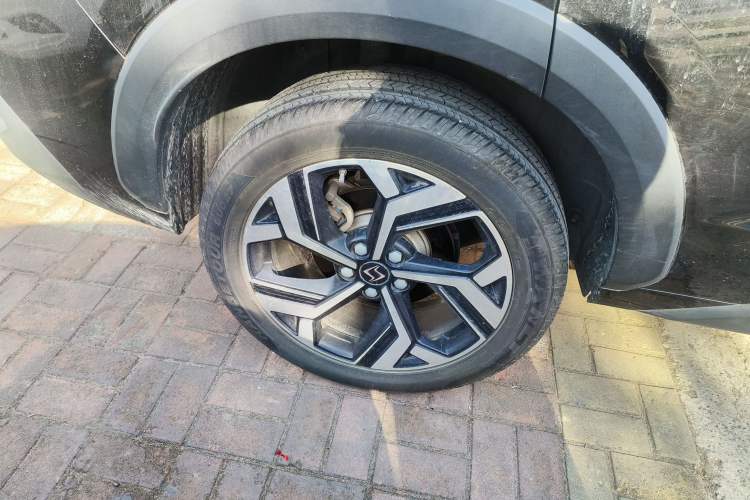 Used SOL X8 2021 300T DCT Leading Smart Connectivity Version 7 Seats
