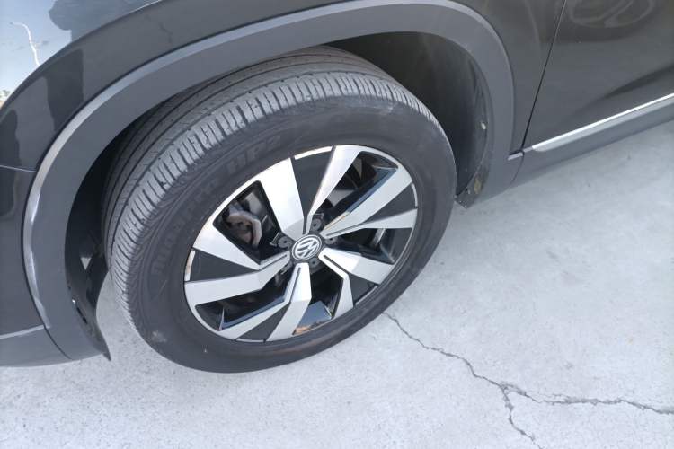 Used Volkswagen Tayron 2020 330TSI Two-Wheel Drive Luxury Smart Connectivity Version
