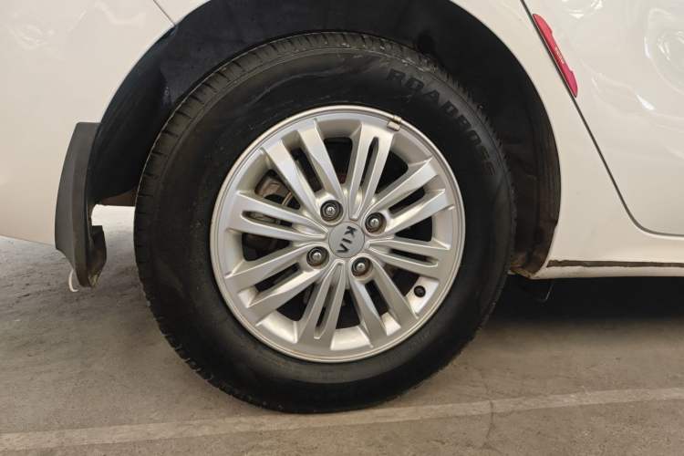 Used Kia Pegas 2017 1.4L Manual Value Edition