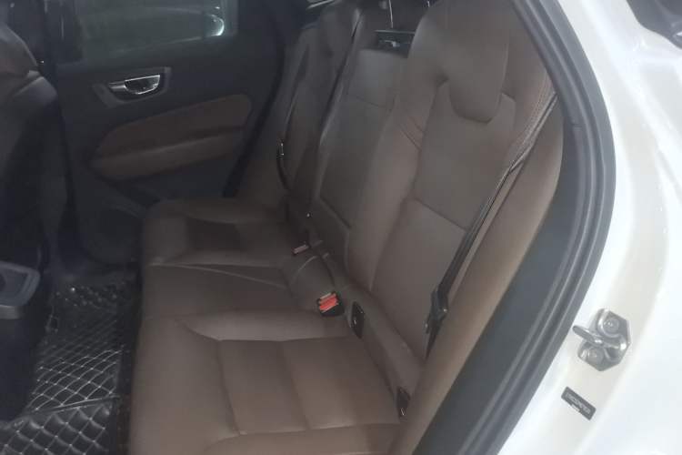 Used Volvo XC60 2021 T5 4x4 Smart Luxury Edition
