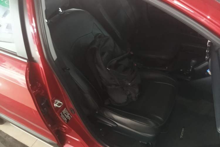 Used Toyota YARiS L Zhi Xuan 2020 X-Trail X 1.5L CVT Leading Edition
