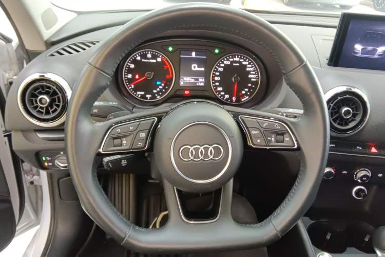 Used Audi A3 2020 Limousine 35 TFSI Fashion Edition China VI Emission Standard
