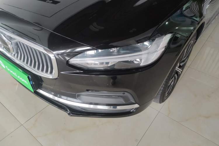 Used Volvo S90 2022 B5 Zhiyi Luxury Edition
