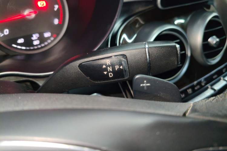 Used Mercedes-Benz C-Class 2015 Facelift C 200 L
