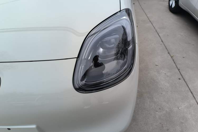 Used Wuling Hongguang MINIEV 2025 Four-Door Version Advanced Edition
