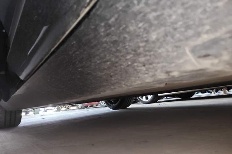 Used  11 2022 Long-Range Dual-Motor Luxury Edition 4 Seats
