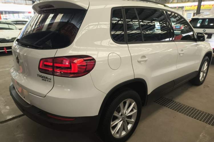 Used Volkswagen Tiguan 2017 300TSI Automatic Two-Wheel Drive Silk Road Luxury Edition
