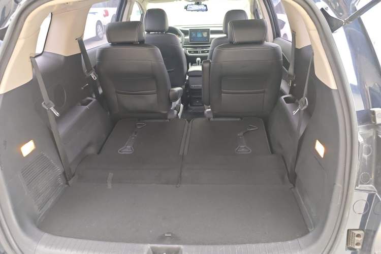 Used BYD Song MAX 2019 1.5T Automatic Smart Connect Ruiyi Sunroof Version 6 Seats China VI Standard
