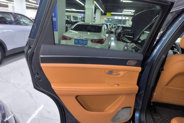 Used Hima AITO M7 2024 1.5T Intelligent Drive 4WD Ultra Version 5 Seats
