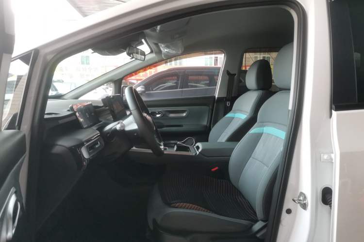 Used AION Y 2023 Plus 510 Enjoy Edition
