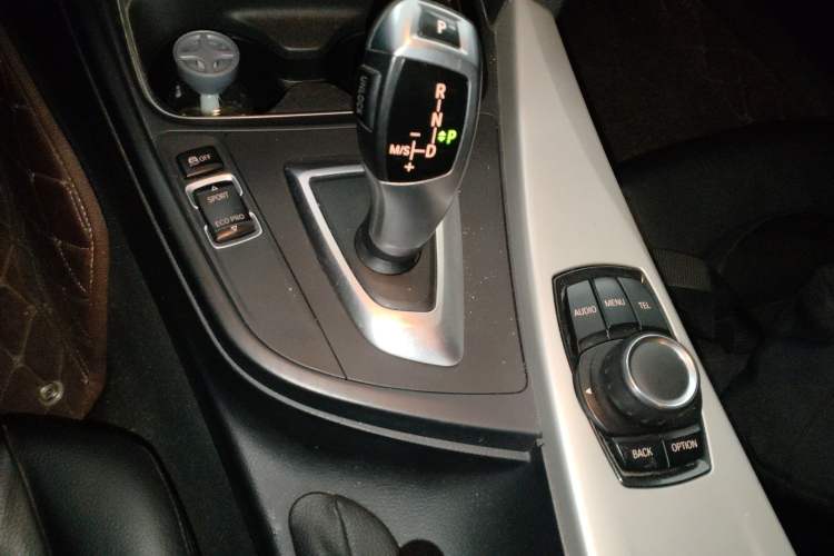 Used BMW 3 Series 2014 320i Sport Edition