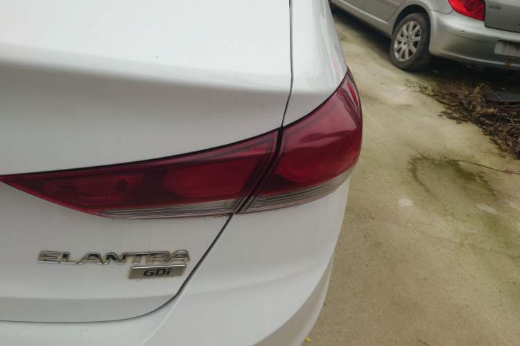 Used Hyundai Elantra 2016 1.6L Automatic ZhiXuan – Elite Version

