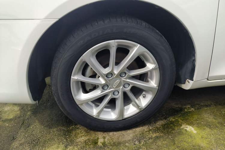 Used Geely Auto Emgrand 2021 UP 1.5L Manual Luxury Model
