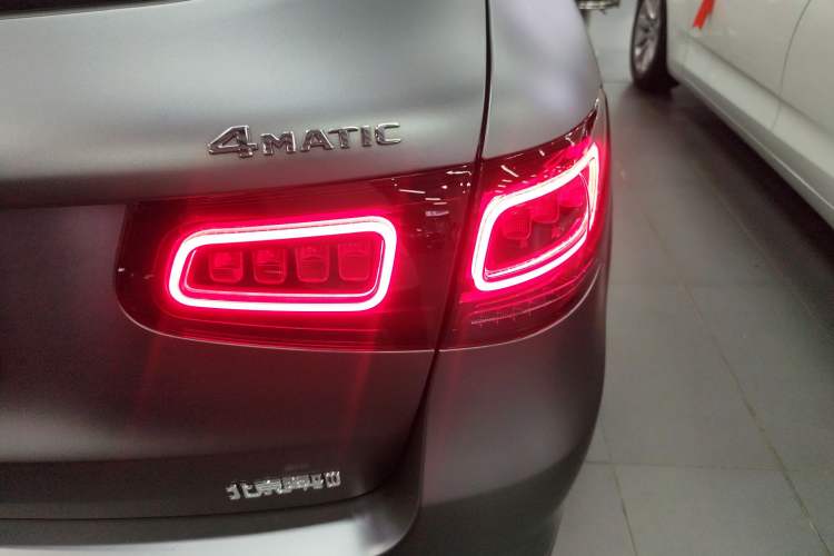 Used Mercedes-Benz GLC 2020 Facelift GLC 300 L 4MATIC Dynamic Edition
