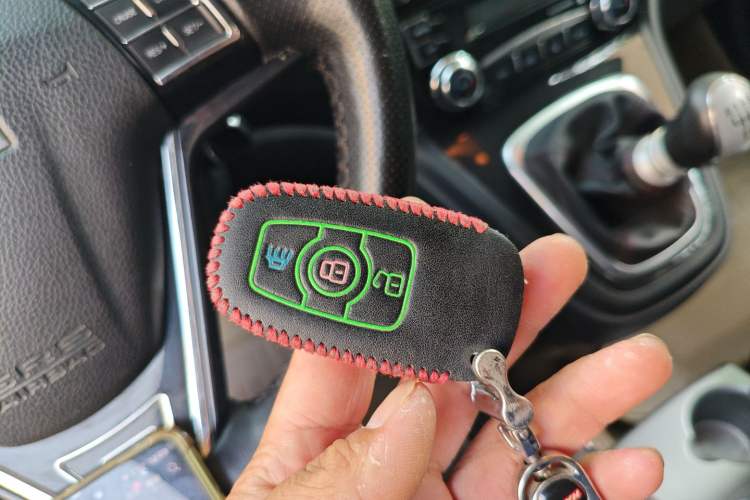 Used Haval H6 2015 Upgraded Model 1.5T Manual Two-Wheel Drive Elite Version
