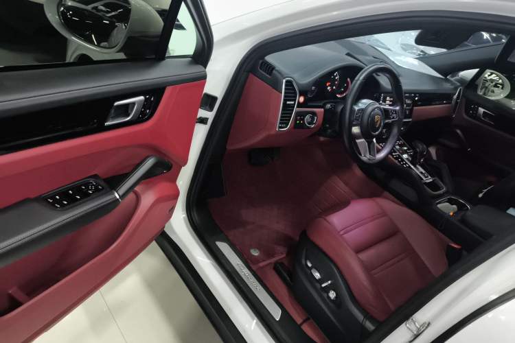 Used Porsche Cayenne 2019 Cayenne Coupé 3.0T
