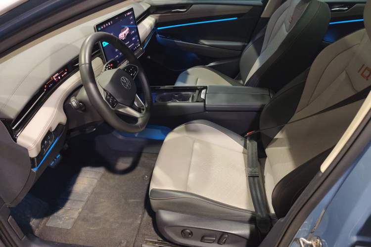 Used Volkswagen ID.7 VIZZION 2024 AIR model
