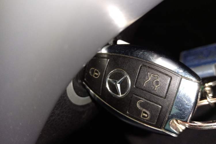 Used Mercedes-Benz M-Class 2014 ML 320 4MATIC
