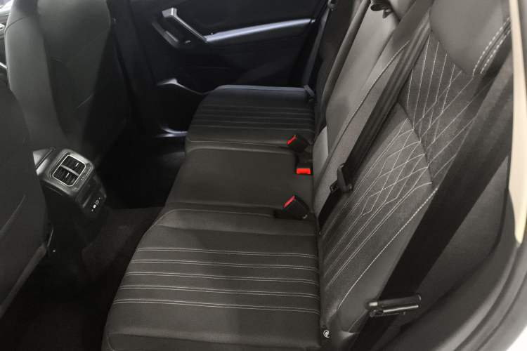 Used Volkswagen Tiguan L 2023 330TSI Automatic Two-Wheel Drive Comfort Edition
