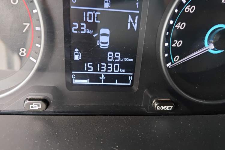 Used FORTHING Joyear S50 2014 1.6L CVT Luxury Model