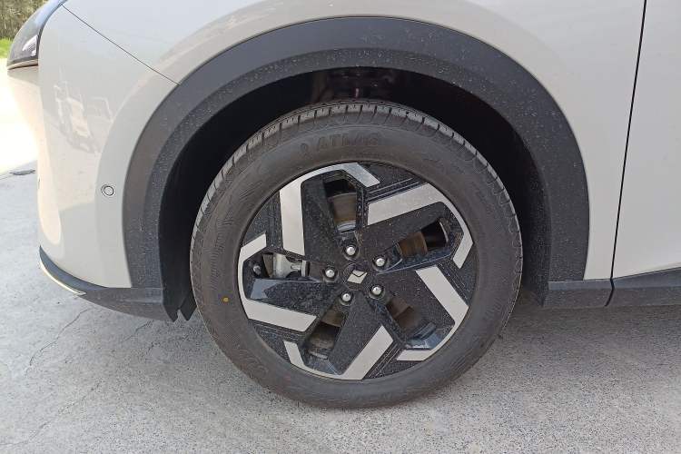 Used Baojun Yunhai 2024 600km Pure Electric Version
